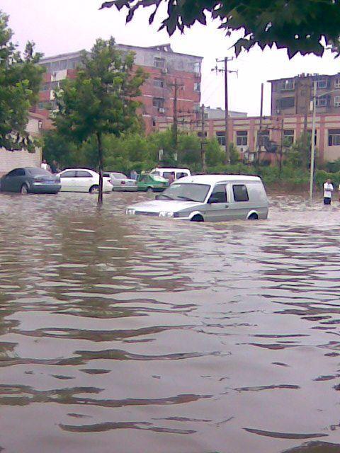 發動機進水怎么辦 車險理賠有技巧