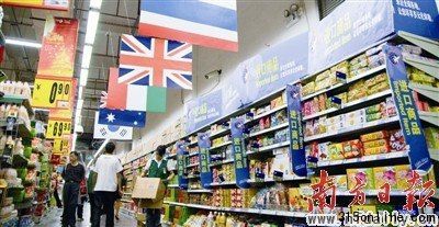 越來越多的進口食品走進了普通家庭。