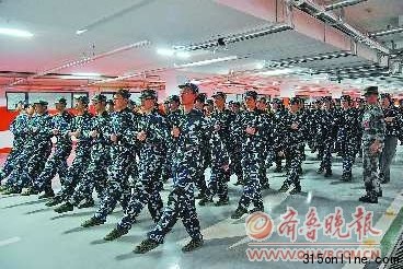 山東多所高校軍訓大瘦身校方稱系學生體質下降