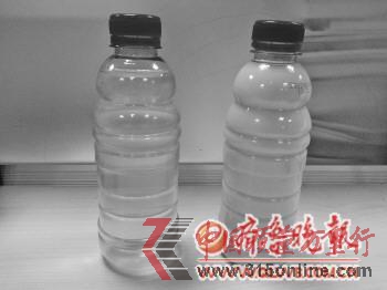 勾兌豆漿被曝成行業潛規則1桶香精做2百杯豆漿