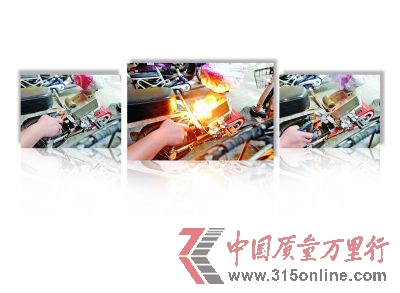 鉗子夾著螺絲釘靠近電池插孔。 接觸瞬間,冒出耀眼的火花。 插孔的金屬片燒得紅紅的,鐵螺釘一處螺紋被燒掉。 鉗子夾著螺絲釘靠近電池插孔。 接觸瞬間,冒出耀眼的火花。 插孔的金屬片燒得紅紅的,鐵螺釘一處螺紋被燒掉。