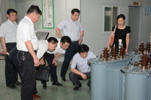鹽城質監局副局長楊樾深入鹽都龍岡鎮調研指導