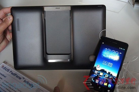 8000Ԫă֙C(j)ATPadFone Infinity